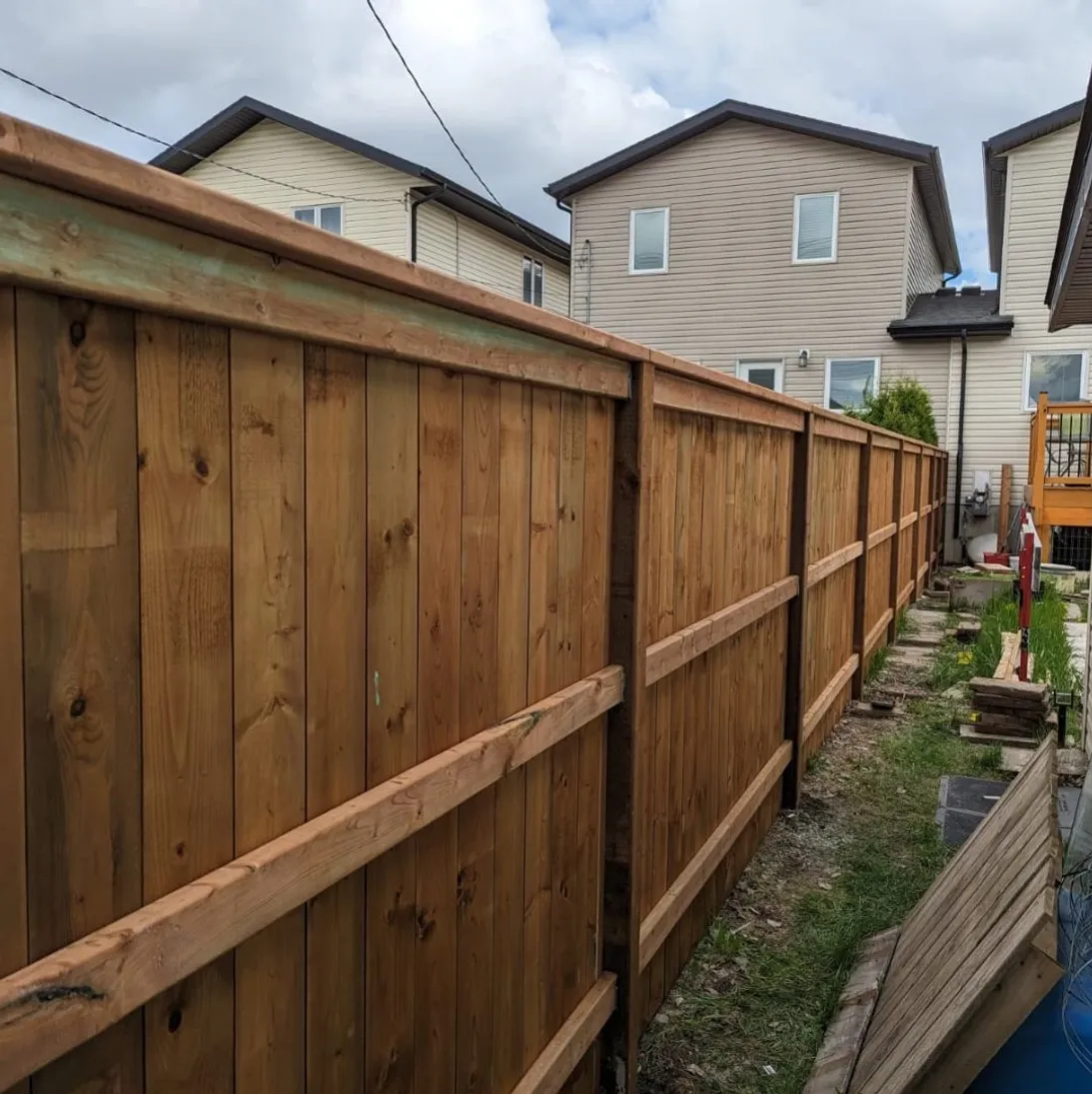 Cedar wood privacy fence installation in Edmonton